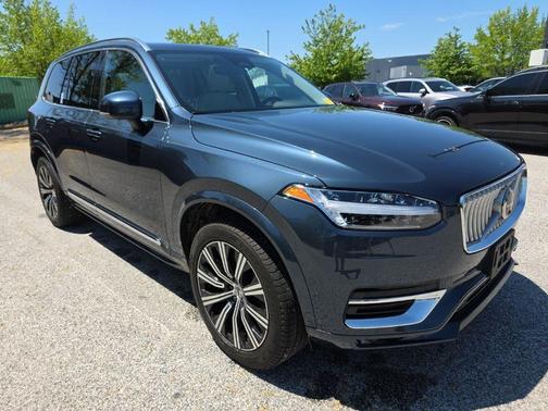 Denim Blue Metallic 2023 Volvo XC90 B6 Plus 7-Seater