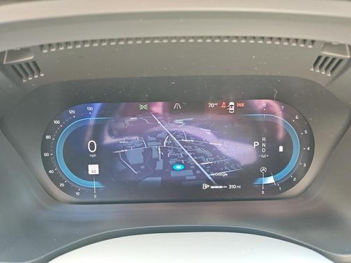 2023 Volvo XC60 B6 Ultimate Dark Theme