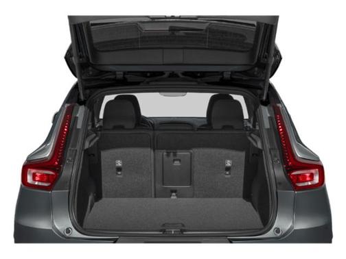 2026 Volvo XC40 B5 Ultra