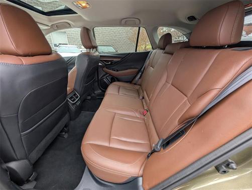 2022 Subaru Outback Touring XT