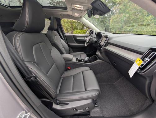 Aurora Blue 2026 Volvo XC40 B5 Plus