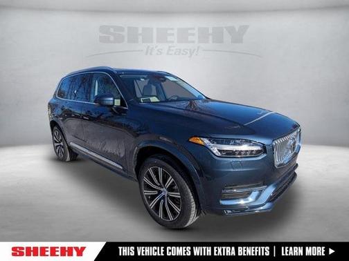 2025 Volvo XC90 B6 Core