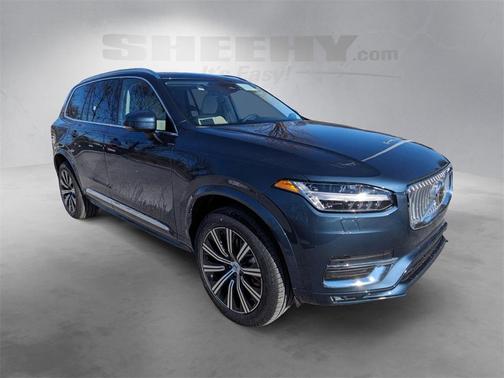2025 Volvo XC90 B6 Core