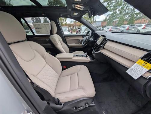 2026 Volvo XC90 B6 Plus 7-Seater
