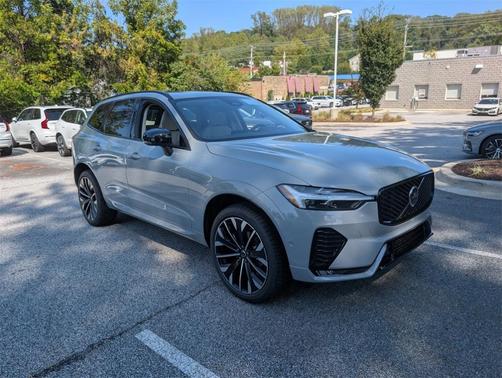 2026 Volvo XC60 B5 Ultra