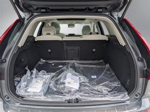 2026 Volvo XC60 Plug-In Hybrid T8 Ultra