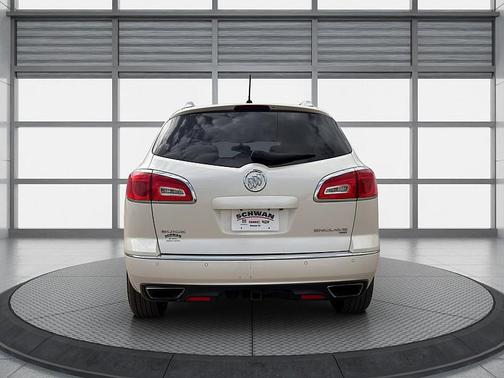white 2013 Buick Enclave Leather