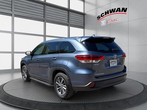 Shoreline Blue Pearl 2019 Toyota Highlander XLE