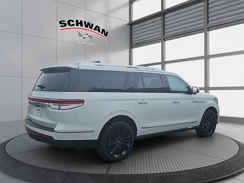 2024 Lincoln Navigator L Reserve