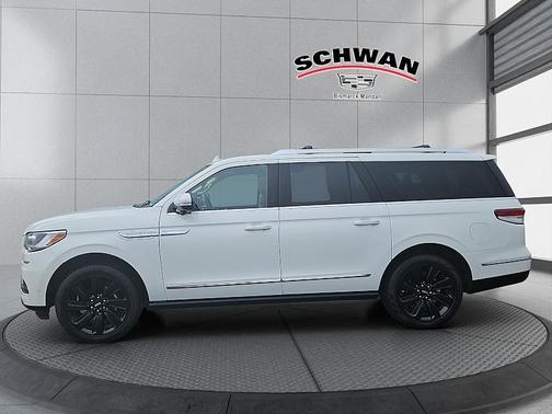 2024 Lincoln Navigator L Reserve
