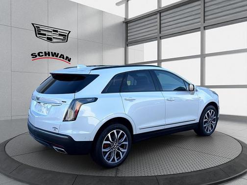 2024 Cadillac XT5 Sport