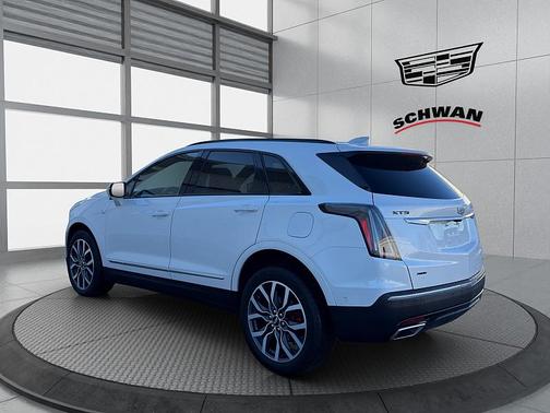 2024 Cadillac XT5 Sport