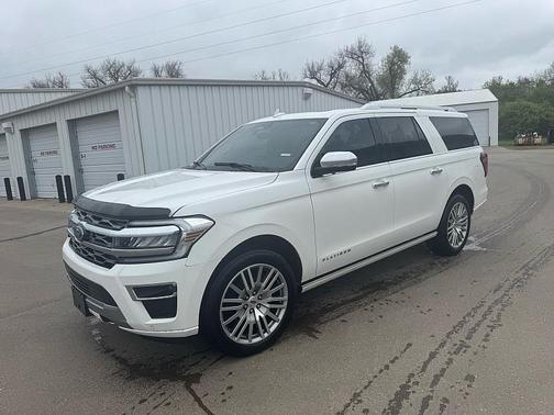 Star White Metallic Tri-Coat 2023 Ford Expedition Max Platinum