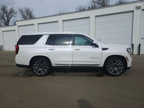 2025 GMC Yukon Denali Ultimate