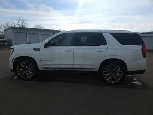 2025 GMC Yukon Denali Ultimate