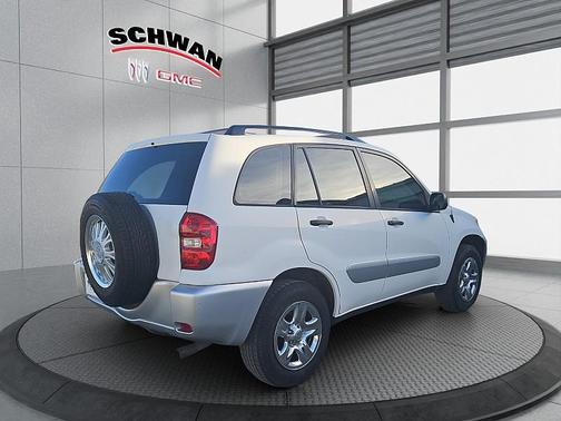 2004 Toyota RAV4 Base