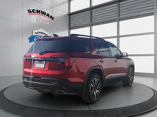2021 GMC Acadia SLT