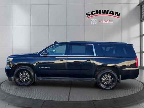 2017 Chevrolet Suburban LT