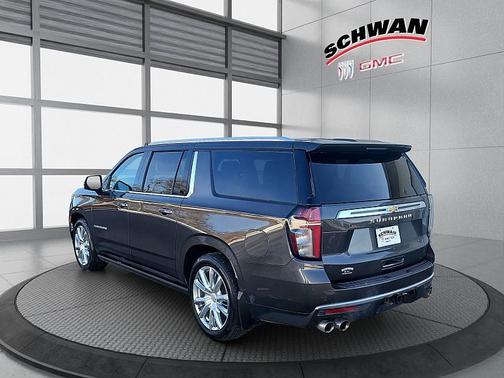 2021 Chevrolet Suburban 4WD High Country