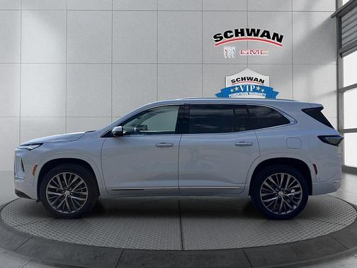 Iridescent White Tricoat 2026 Buick Enclave Avenir FWD