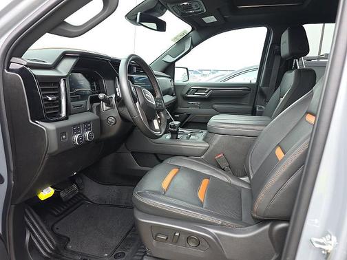 thunderstorm 2025 GMC Sierra 1500 AT4