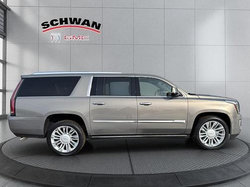 2017 Cadillac Escalade ESV Platinum