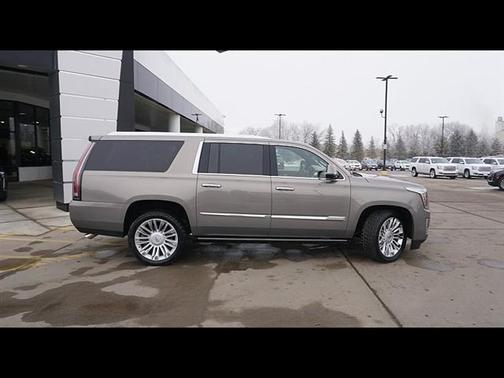 2017 Cadillac Escalade ESV Platinum