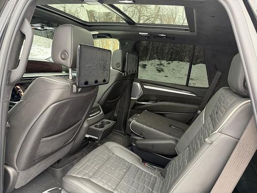 2025 Cadillac Escalade V-Series