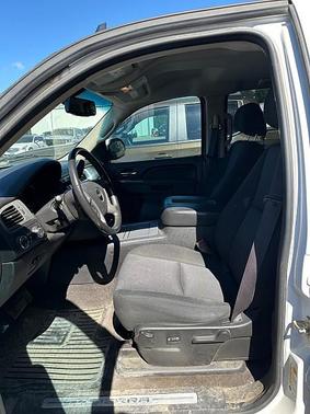 white 2012 GMC Sierra 1500 SLE