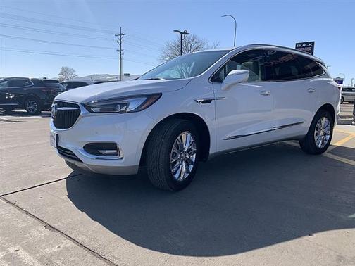 White Frost Tricoat 2019 Buick Enclave Premium