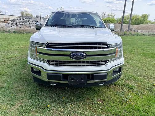 White 2018 Ford F-150 Lariat