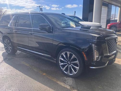 2025 Cadillac Escalade ESV Premium Luxury