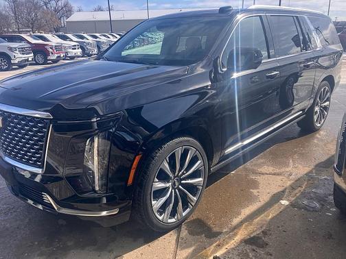 2025 Cadillac Escalade ESV Premium Luxury