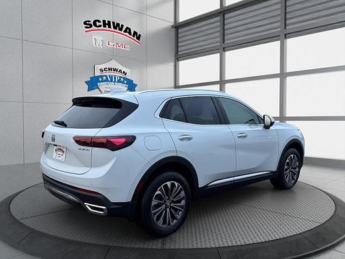 Iridescent White Tricoat 2026 Buick Envision Preferred AWD