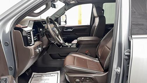 2025 GMC Sierra 3500 Denali