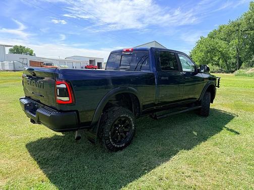 Patriot Blue Pearlcoat 2022 RAM 2500 Power Wagon