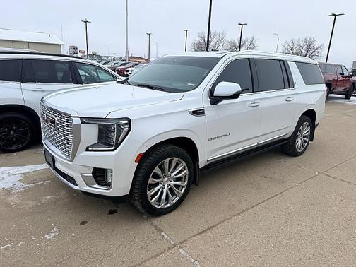 2022 GMC Yukon XL Denali
