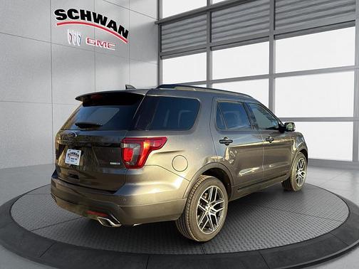 2017 Ford Explorer sport