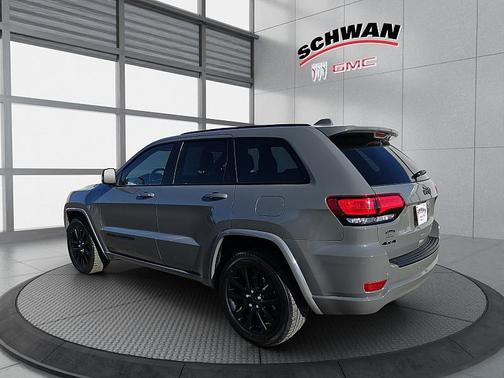 2020 Jeep Grand Cherokee Altitude