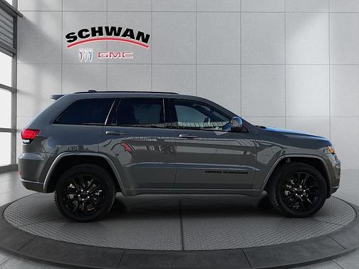 2020 Jeep Grand Cherokee Altitude