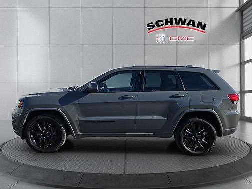 2020 Jeep Grand Cherokee Altitude