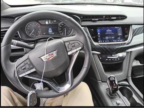 2025 Cadillac XT6 Premium Luxury AWD