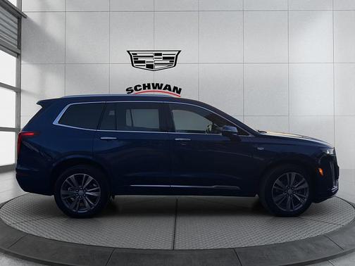 2025 Cadillac XT6 Premium Luxury AWD