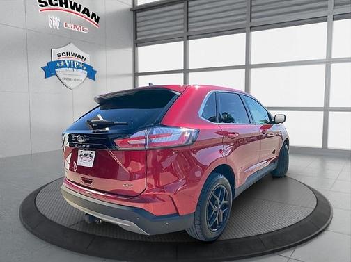 2022 Ford Edge ST Line