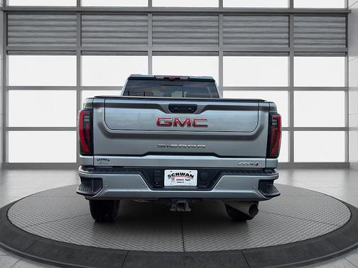 2024 GMC Sierra 2500 AT4