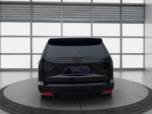 2023 Cadillac Escalade ESV Sport Platinum