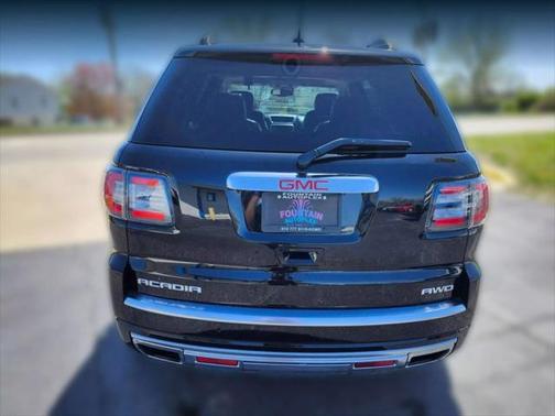 2016 GMC Acadia Denali