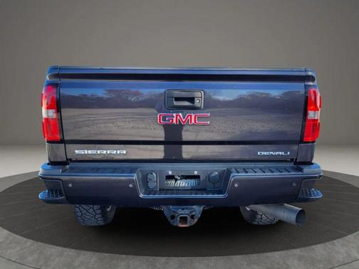 2016 GMC Sierra 2500 Denali