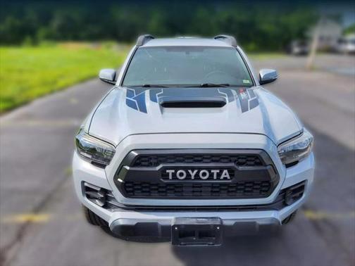 2017 Toyota Tacoma Base
