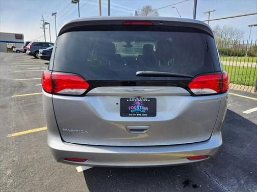 2017 Chrysler Pacifica Touring